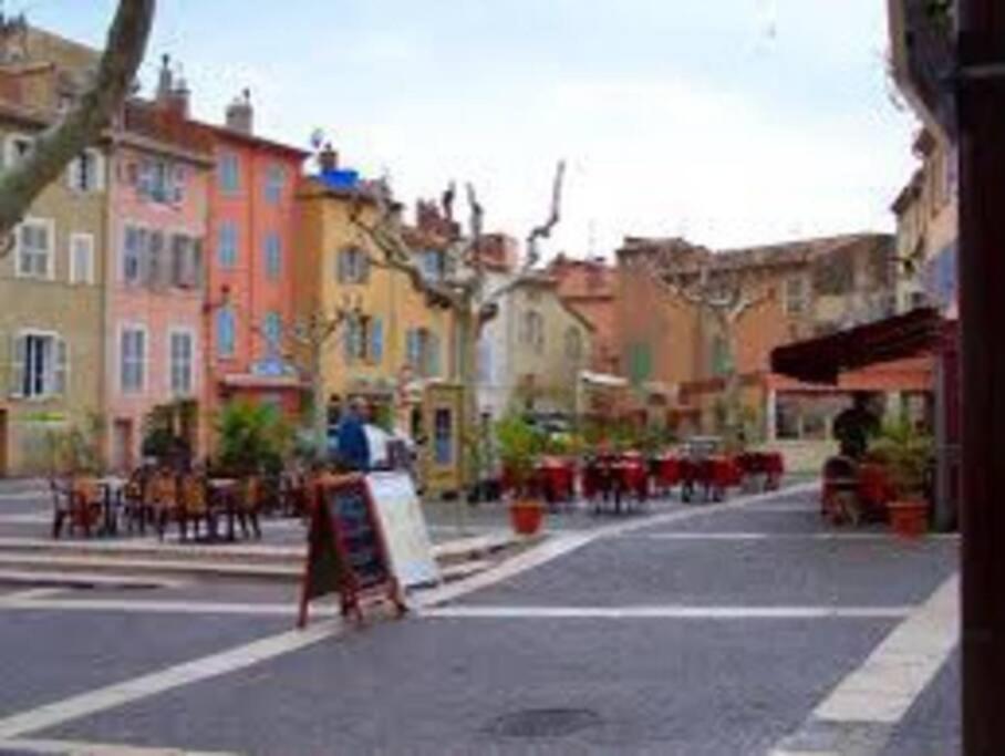 Appartamento Votre Sejour Cosy A Frejus! Esterno foto