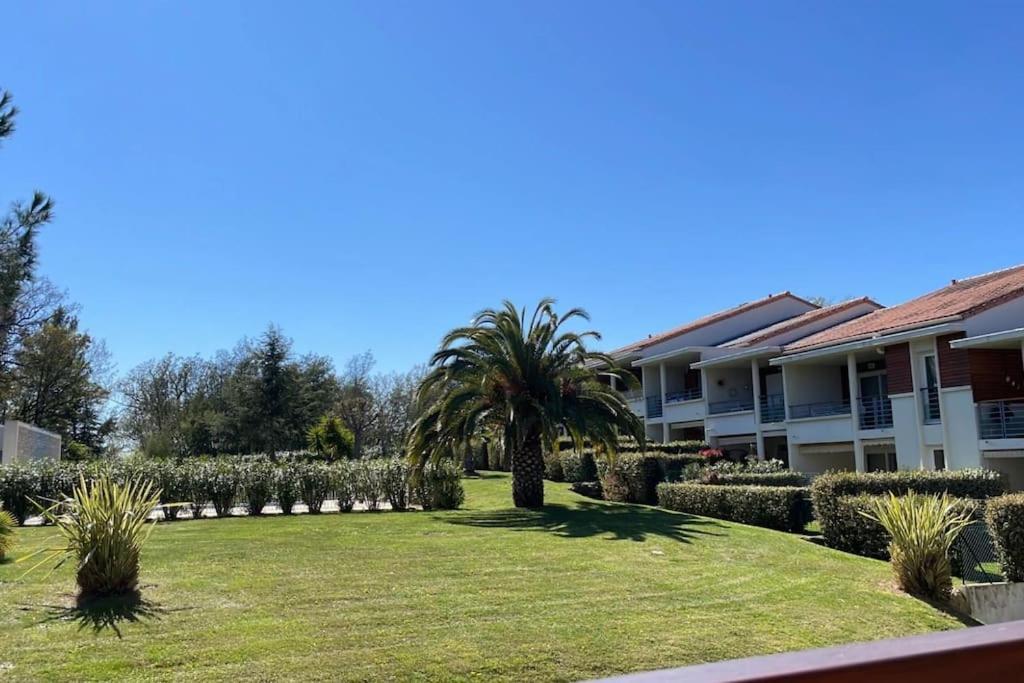 Appartamento Votre Sejour Cosy A Frejus! Esterno foto