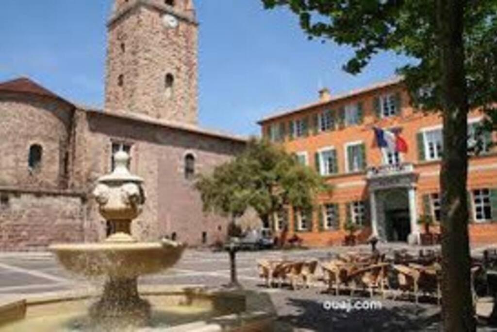 Appartamento Votre Sejour Cosy A Frejus! Esterno foto